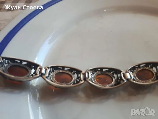 Масивна сребърна гривна с естествен кехлибар, снимка 8 - Гривни - 56231480