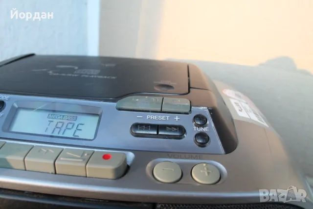 Радио ''Sony CFD S01'', снимка 10 - Радиокасетофони, транзистори - 48757636