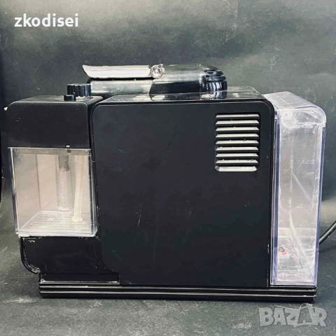 Кафемашина DELONGHI NESSPRESO EN520.B, снимка 3 - Кафемашини - 51507158