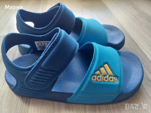 Adidas сандал син 28 номер, снимка 4 - Детски сандали и чехли - 47106258