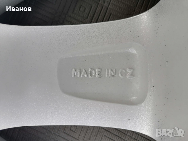 оригинални джанти 17" 5х112 Skoda , снимка 9 - Гуми и джанти - 52724856