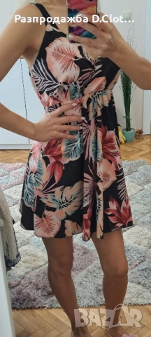 нова рокля на цветя