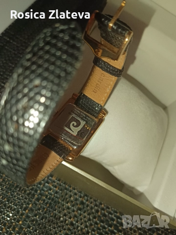 Оригинален Дамски часовник Pierre Cardin, снимка 4 - Дамски - 52028099