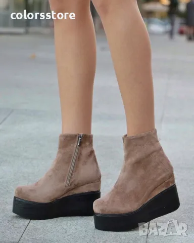 Боти на платформа - светлокафяв велур с черно ходило - 130K