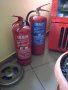 Пожарогасители 2бр. 6кг. прахов - 45лв. и 9 литра воден - 65лв.