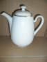 Порцеланов чайник, снимка 1 - Сервизи - 36126866