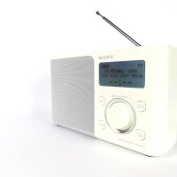 Портативно радио Sony DAB XDR-S61D, снимка 4 - Радиокасетофони, транзистори - 41706435