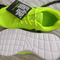 Nike нови оригинални маратонки 37.5, снимка 2 - Маратонки - 41363074