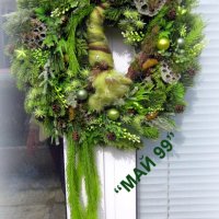 Коледен венец с горско духче, снимка 4 - Декорация за дома - 42280976