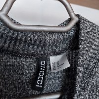 Тънък пуловер Divided by H&M, снимка 2 - Блузи с дълъг ръкав и пуловери - 41416347
