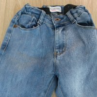 Детски дънки 7-8 години, снимка 2 - Детски панталони и дънки - 41633280