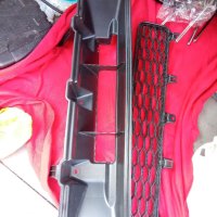 Решетка и кутия за Suzuki Jimny , снимка 1 - Части - 42013910