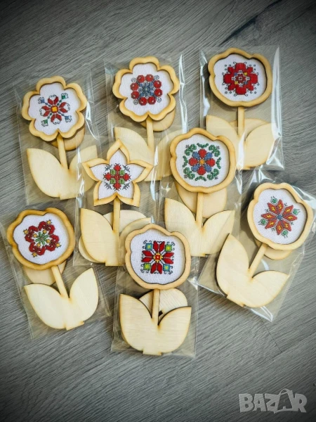 ръчно бродирани дървени цветя , снимка 1