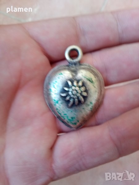 Стар посребрен медальон, снимка 1