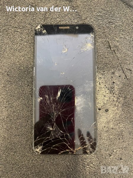 Motorola Moto E6 play със счупен дисплей и стъкло на задна камера, снимка 1