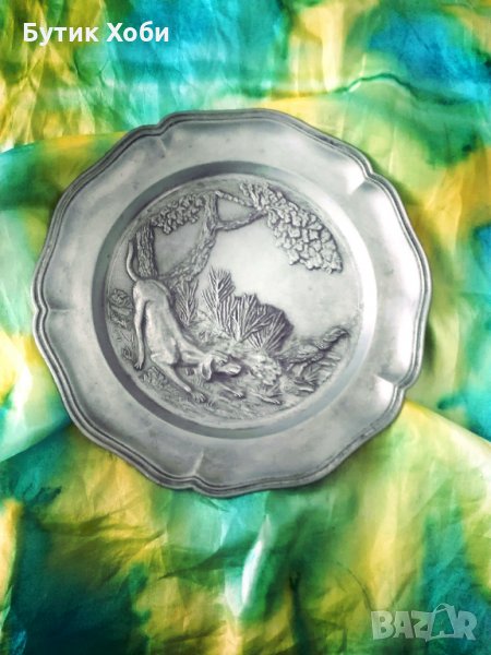 Декоративна оловна чиния, снимка 1