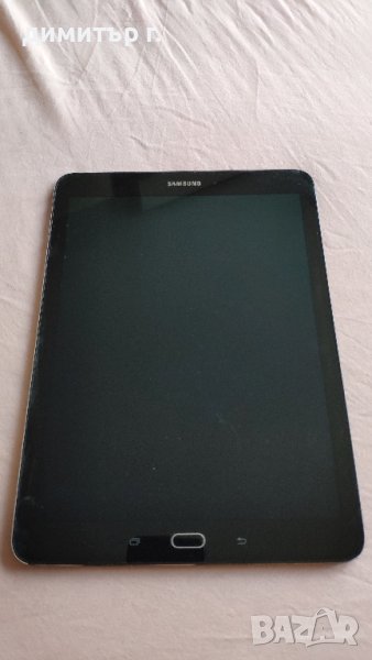 Таблет Samsung 16GB SM-T810X - счупен дисплей, снимка 1