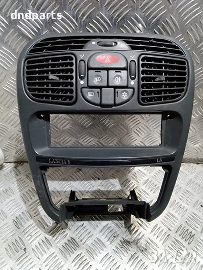 Централна конзола за Lancia Ypsilon, 2000г., снимка 1
