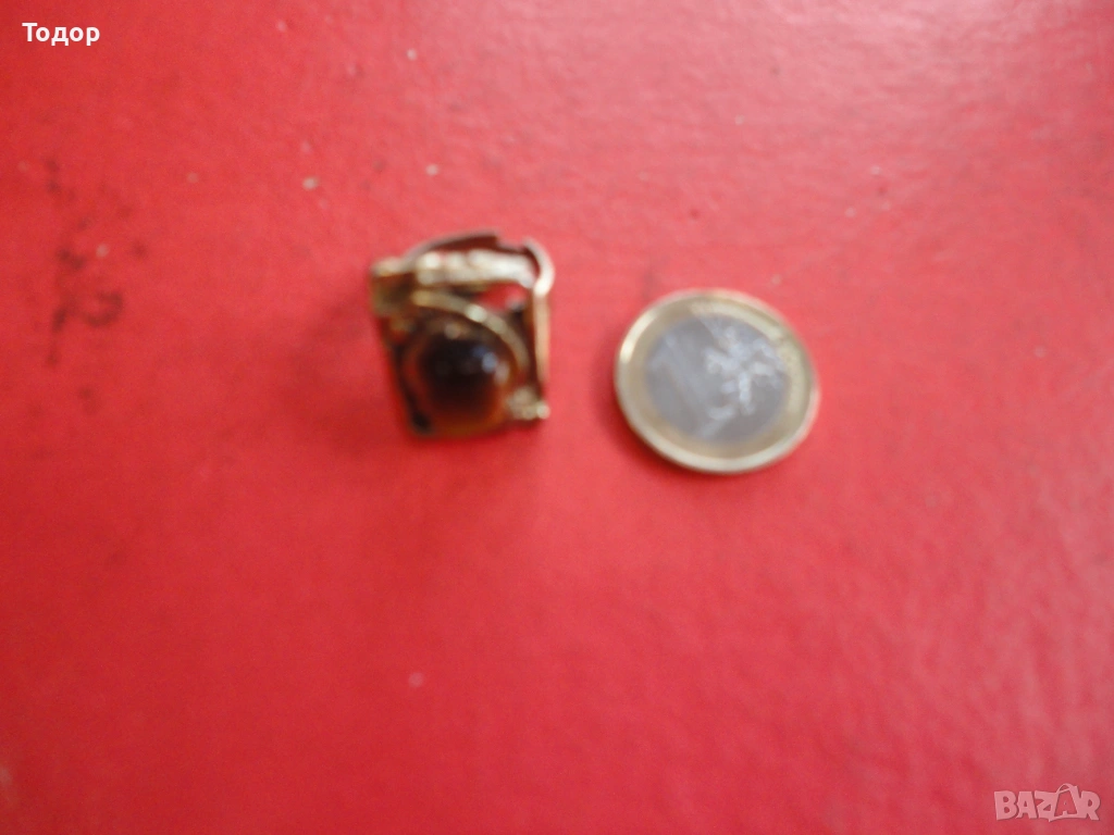 Позлатен пръстен с естествен камък , снимка 1