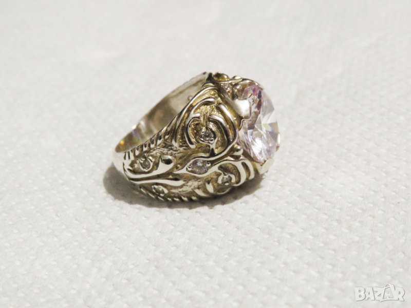 Стар красив мъжки сребърен пръстен за кутре с голям красив камък и множество инкрустирани камъче, снимка 1