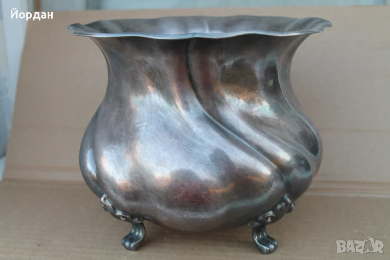 Сребърна ваза , снимка 1