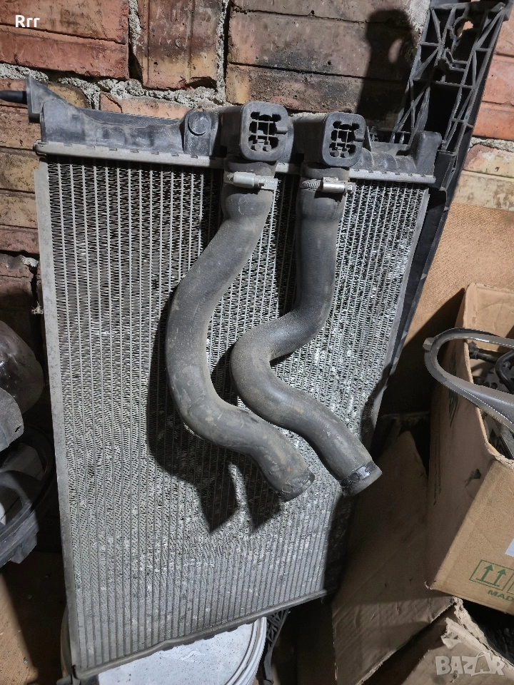 Воден радиатор пежо ситроен 3.0 бензин v6, снимка 1