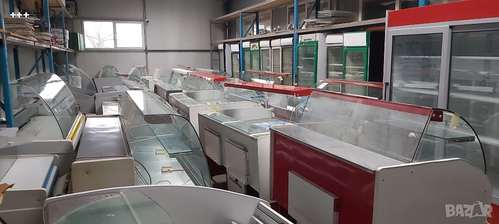 ХЛАДИЛНА  ВИТРИНА, снимка 1