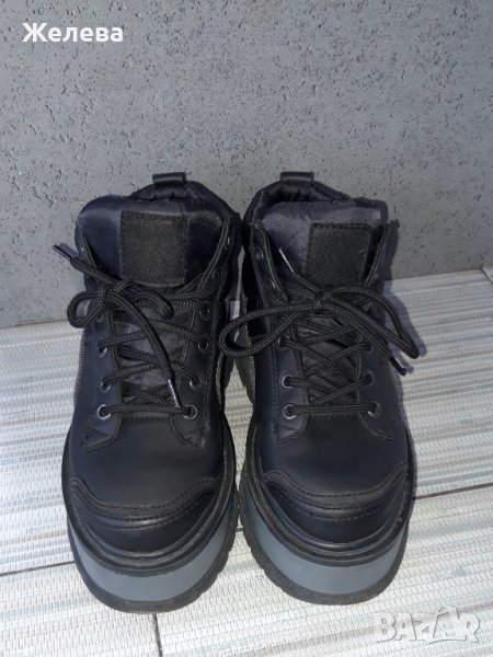 Дамски черни  обувки  с платформа, снимка 1