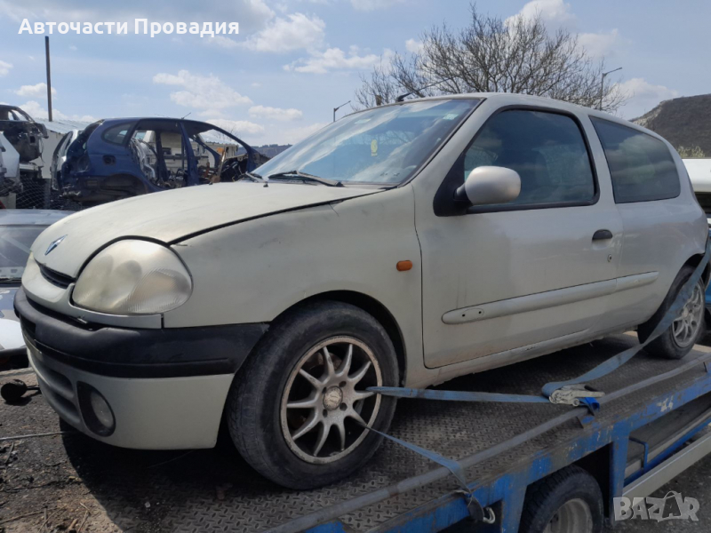 Рено Клио 1,2 2000 г на части, снимка 1
