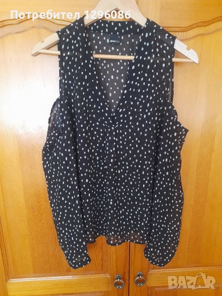 Копринена блуза с голо рамо, снимка 1