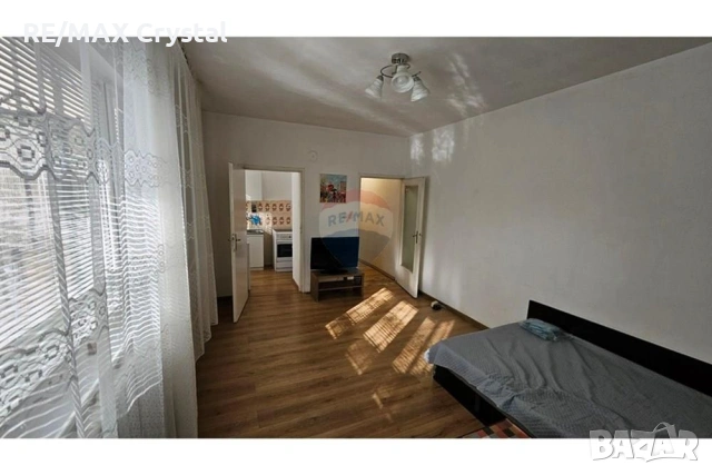 Компактен и слънчев дом в сърцето на ж.к. Тракия, снимка 2 - Апартаменти - 53168771