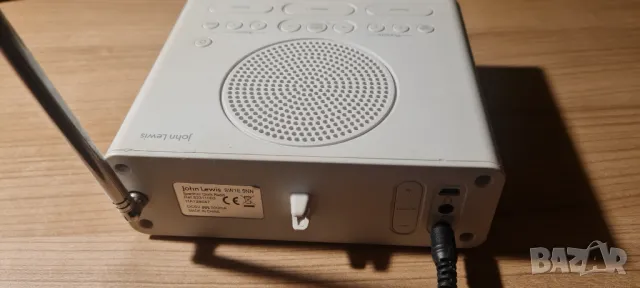 Радио часовник John Lewis , снимка 3 - Радиокасетофони, транзистори - 48411048