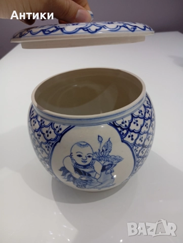 Китайски порцеланов стар буркан , снимка 4 - Други ценни предмети - 52527452