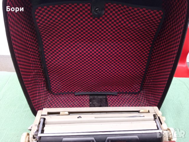 Пишеща машина БДС, снимка 7 - Други ценни предмети - 35666653