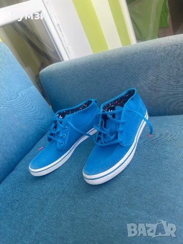 Обувки Adidas 42 номер оригинални