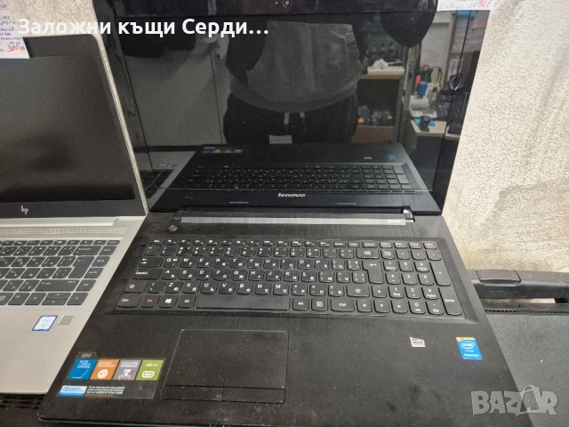 лаптоп Lenovo