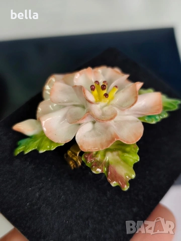Винтидж порцеланова брошка COALPORT (1960-те), снимка 6 - Антикварни и старинни предмети - 53654049