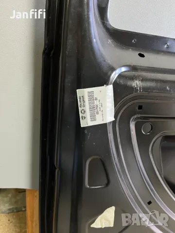 Задна 5 врата за Фиат Добло след 2005 г.-нова, снимка 2 - Части - 48063093