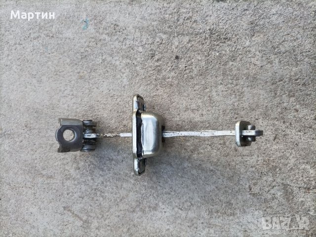 Ограничител за  задна дясна врата за Опел Астра Г G, снимка 1