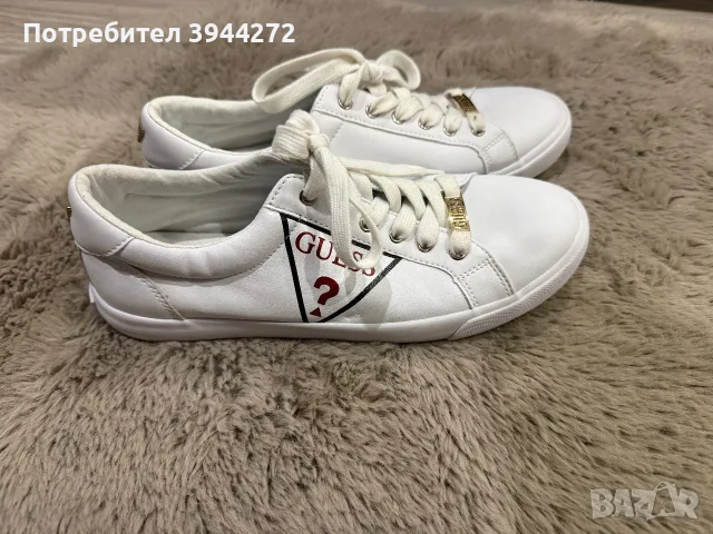 Бели кецове Guess, снимка 2 - Кецове - 56412704