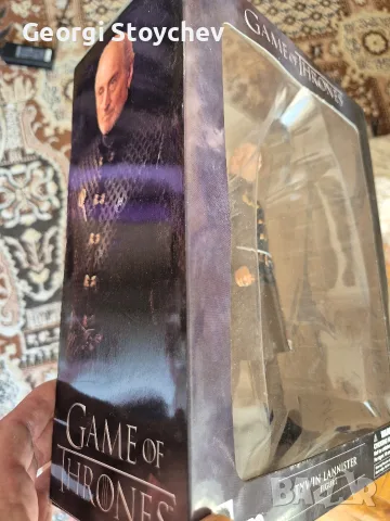 Колекционерска статуя на Tywin Lannister от Game of Thrones на Dark Horse Deluxe, снимка 4 - Колекции - 56193907