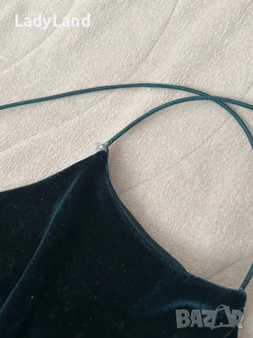 Кадифена рокля с гол гръб , снимка 4 - Рокли - 48126411