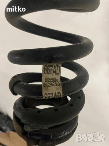 Задни пружини за Jeep Grand Cherokee WK2, снимка 3 - Части - 53065675