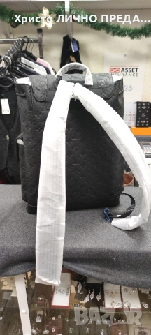 Ултра шикозна раница Louis Vuitton, снимка 3 - Раници - 53008698