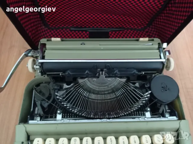 Пишеща машина Марица, снимка 6 - Антикварни и старинни предмети - 49245003