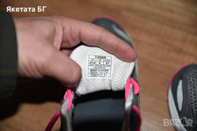 Оригинални маратонки Asics Gel GT, номер 37, снимка 6 - Маратонки - 53793499