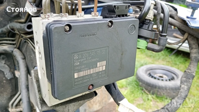 На части 

Mercedes W203 C180 Kompressor 

2003г

225000км
, снимка 12 - Автомобили и джипове - 49911373