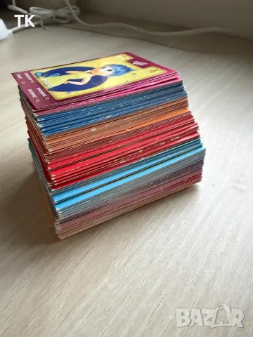 Продавам карти на ЗВЕЗДИТЕ НА DISNEY PIXAR