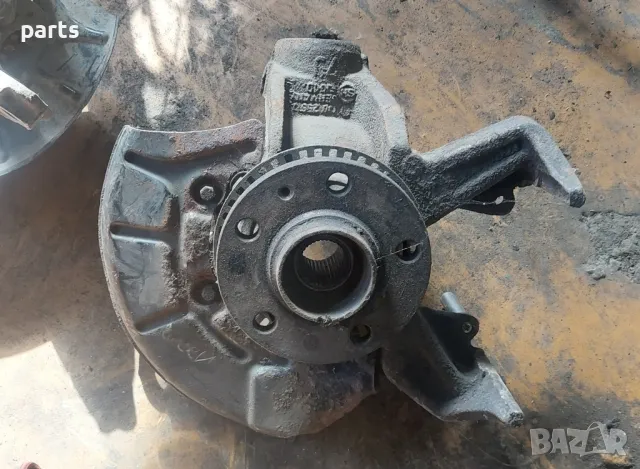 Предна Дясна Главина Ауди A3 8L (1) 2бр., снимка 5 - Части - 47741918