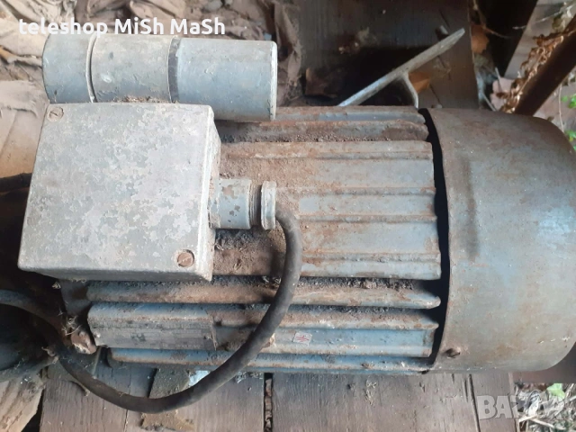 два Ел мотора трифазни със стойка с вал за шмиргел , снимка 9 - Други машини и части - 53098870